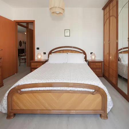 Mari By Interhome Luino