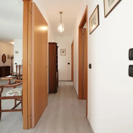 Mari By Interhome * לואינו